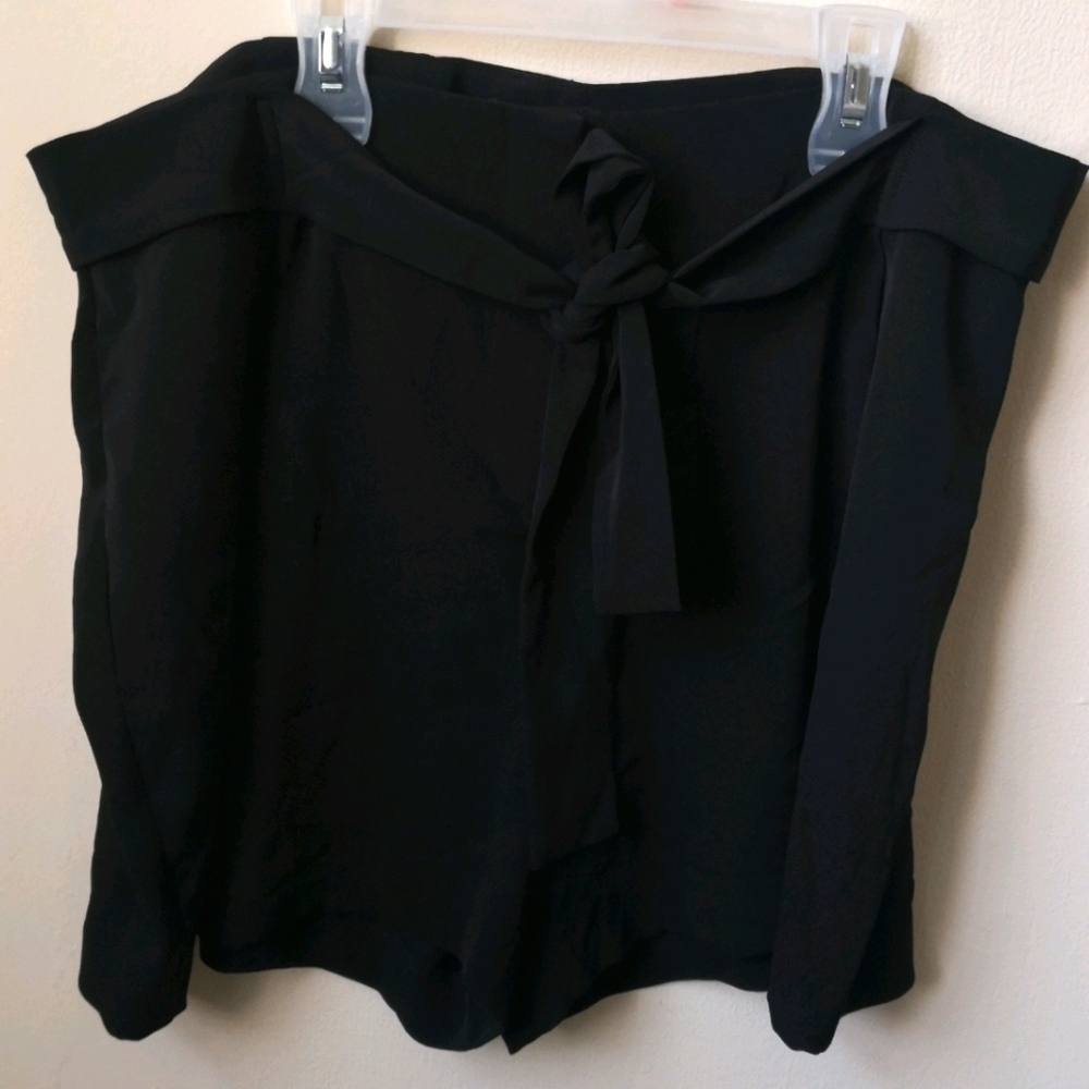 Reitmans high waist shorts size 14